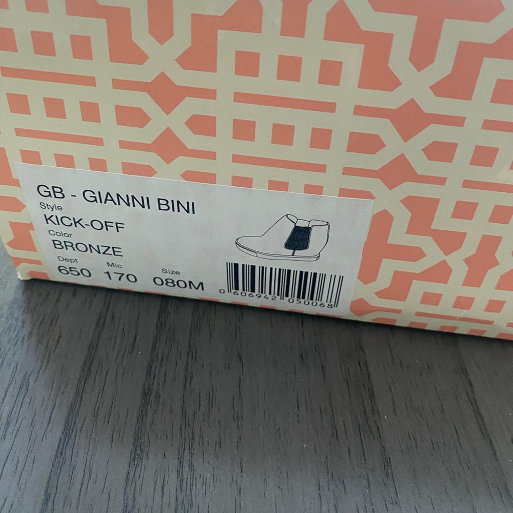 Gianni Bini size 8 Bronze